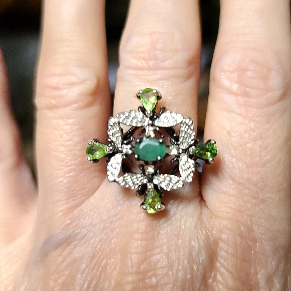 Emerald & Peridot sterling & Rhodium butterfly 🦋 ring sz6.5 - Picture 9 of 9